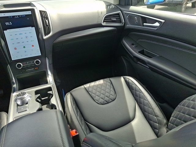 Certified 2024 Ford Edge Titanium AWD/4WD image 19