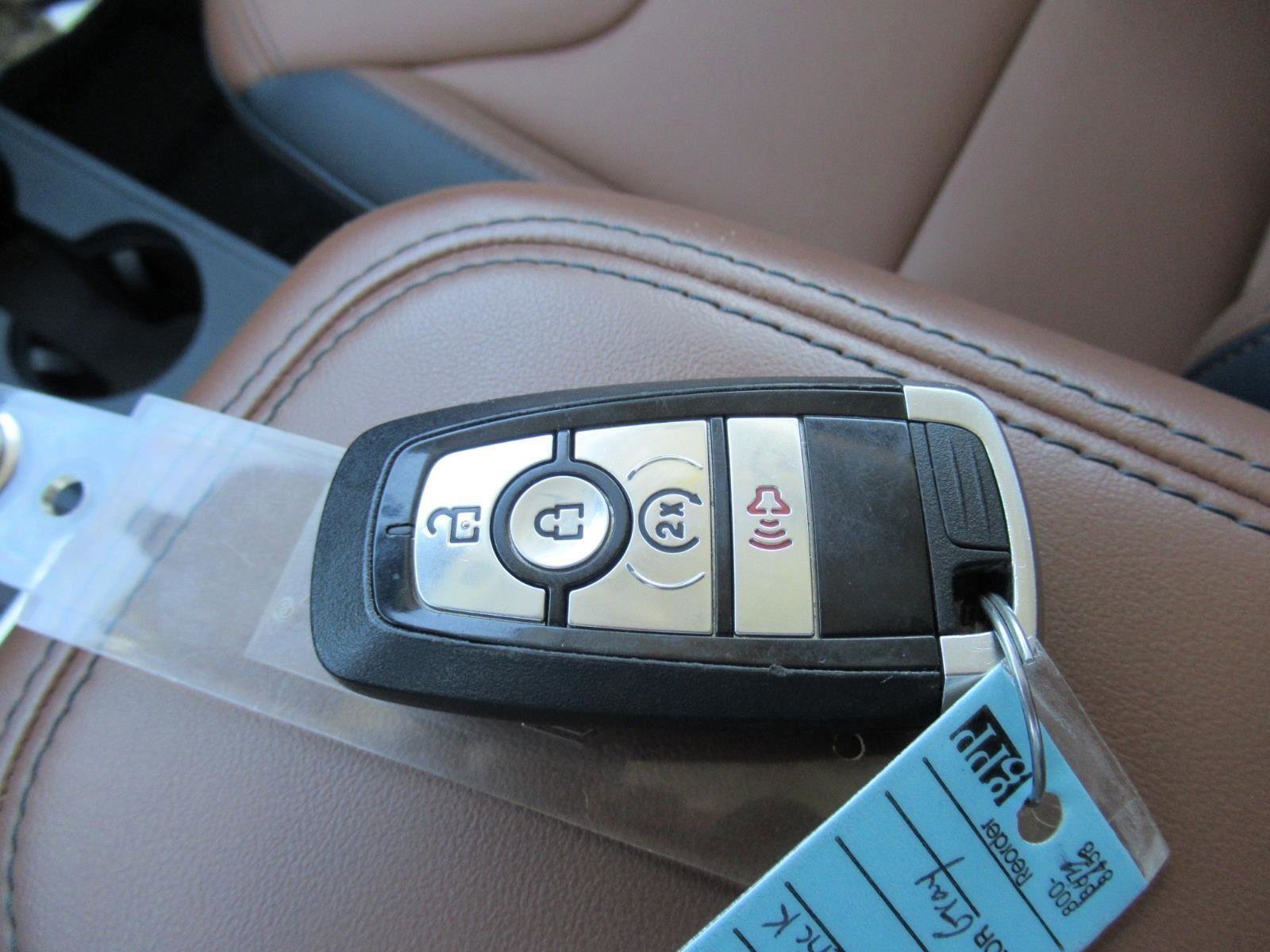 Certified 2022 Ford Maverick Lariat w/ Lariat Luxury Package FWD image 27