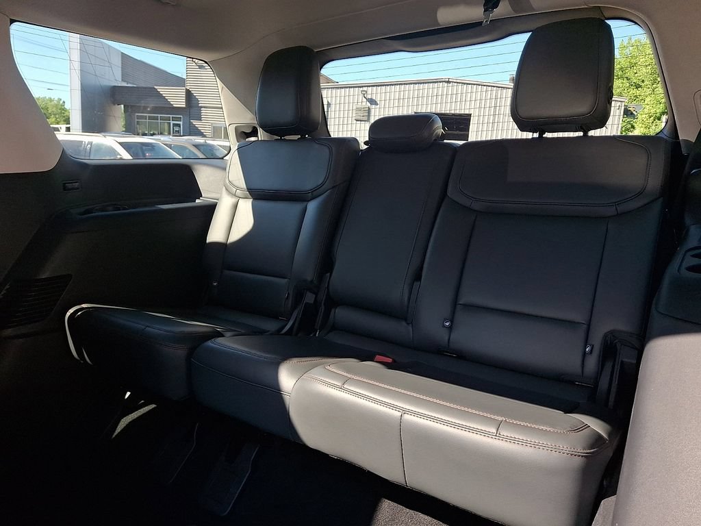 Certified 2025 Ford Expedition Active AWD/4WD image 12