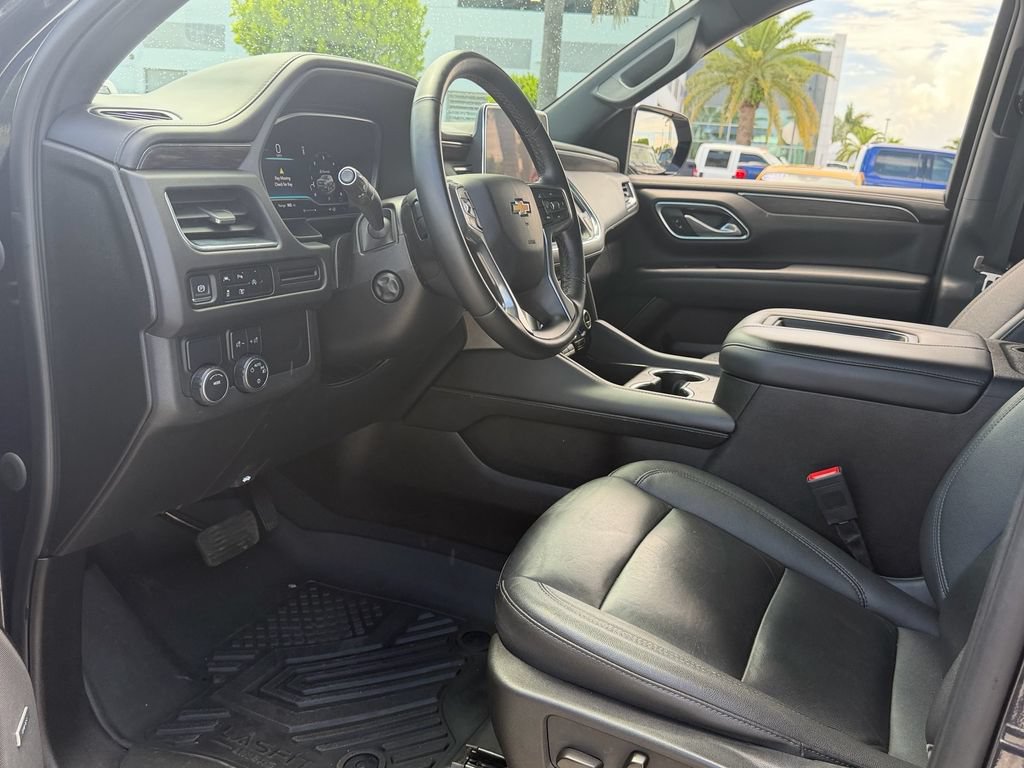Used 2023 Chevrolet Tahoe LT w/ Luxury Package RWD image 12