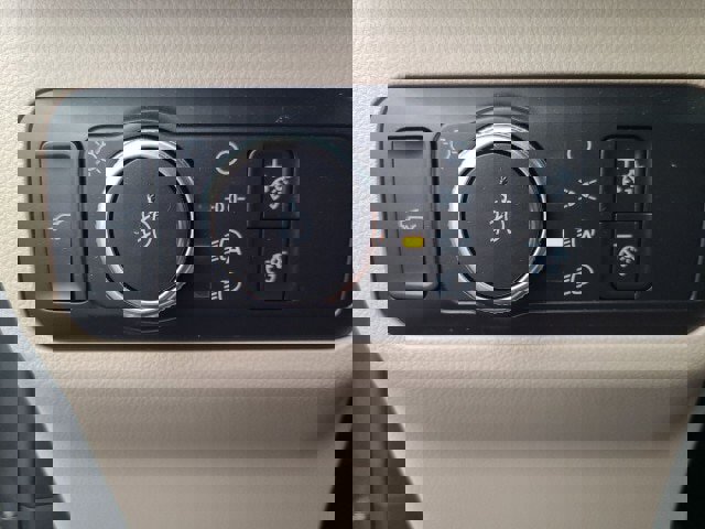 Certified 2020 Ford Escape Titanium image 18