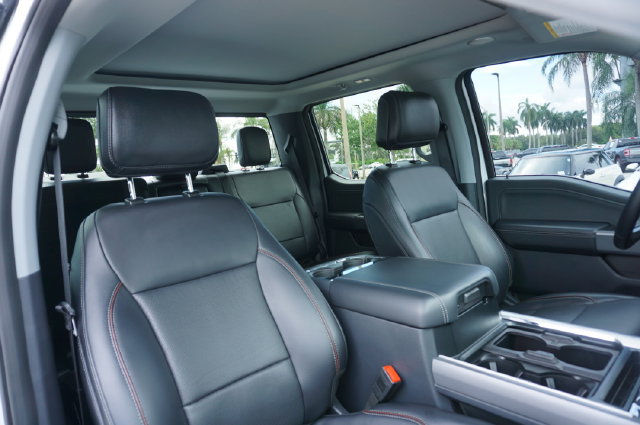 Certified 2024 Ford F350 Lariat w/ Lariat Ultimate Package AWD/4WD image 2