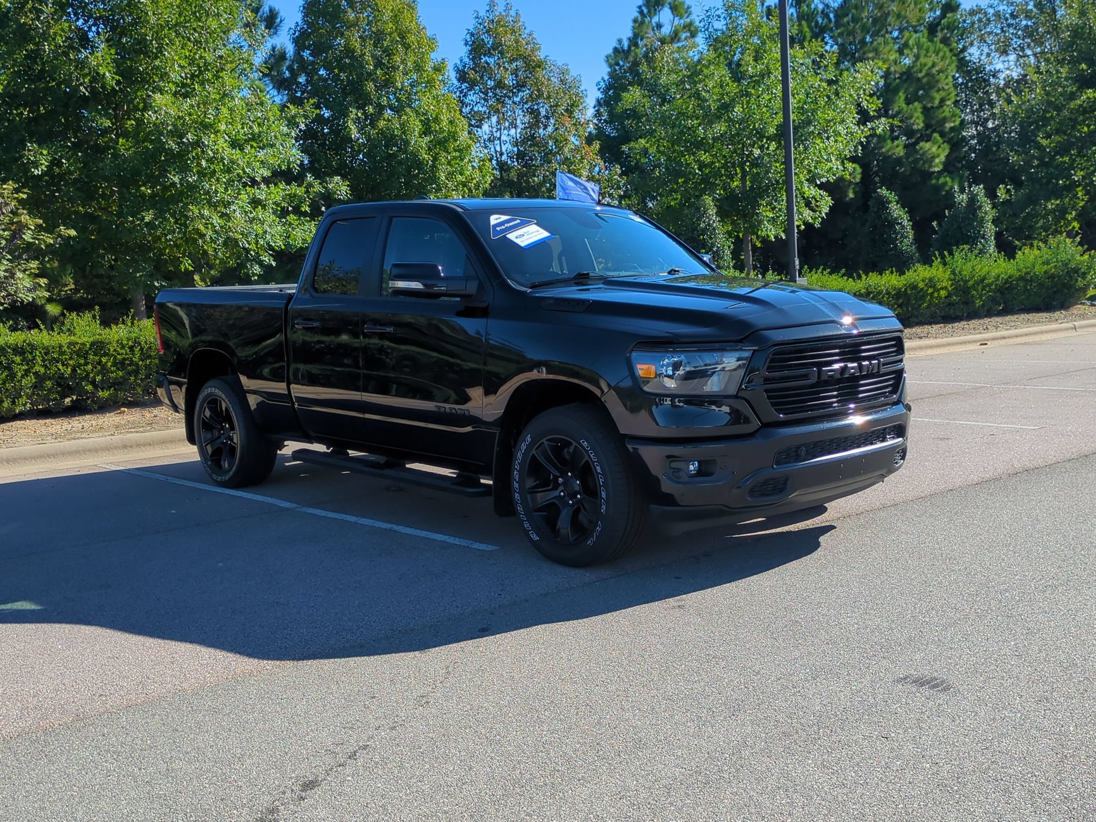 Used 2021 RAM 1500 Big Horn AWD/4WD image 2