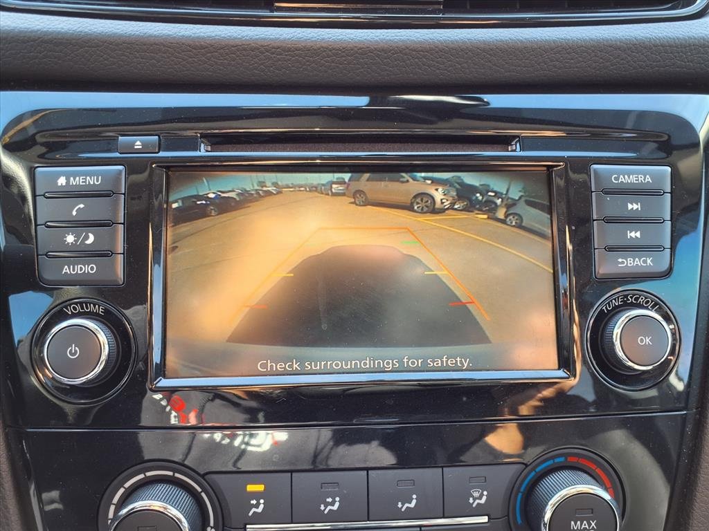 Used 2021 Nissan Rogue Sport S image 10