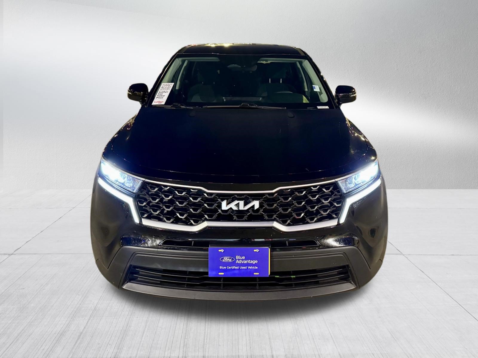 Used 2023 Kia Sorento LX AWD/4WD image 2