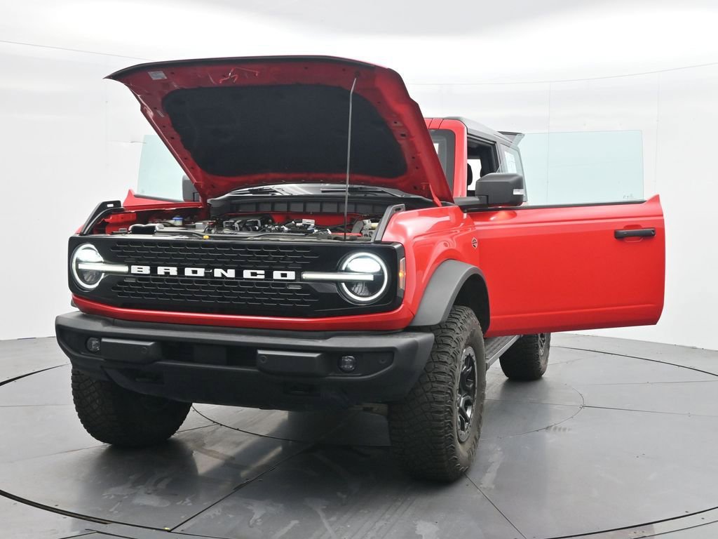 Certified 2022 Ford Bronco Wildtrak AWD/4WD image 40