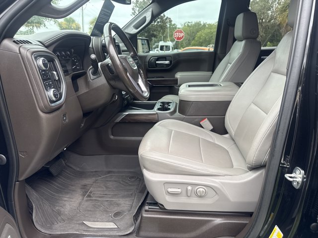 Used 2022 GMC Sierra 1500 SLT w/ SLT Premium Plus Package AWD/4WD image 16