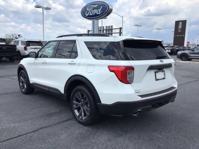 Certified 2023 Ford Explorer XLT w/ Equipment Group 202A AWD/4WD image 5
