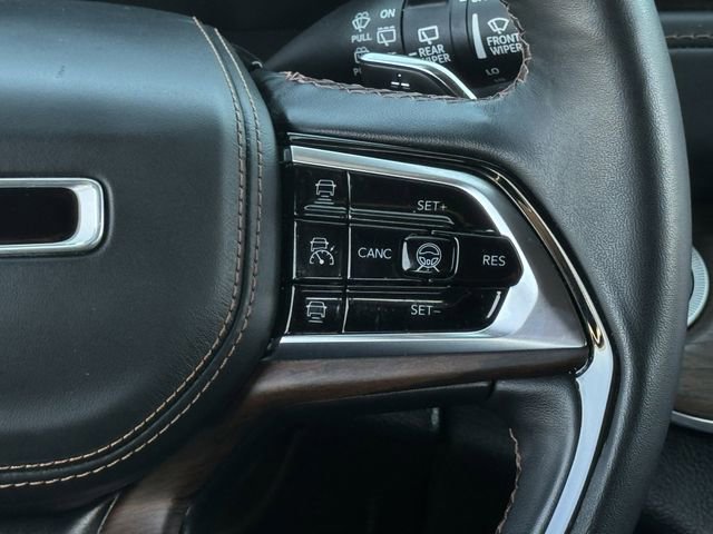 Used 2022 Jeep Grand Cherokee Summit w/ Advanced Protech Group IV image 15