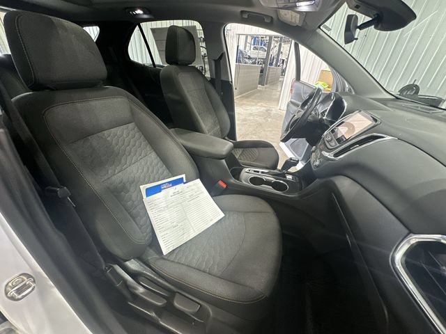 Used 2020 Chevrolet Equinox LT AWD/4WD image 32