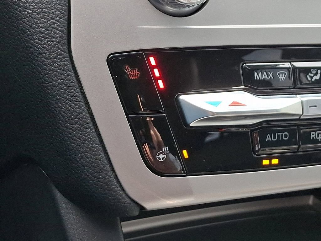 Certified 2023 Ford Explorer XLT w/ Equipment Group 202A image 26