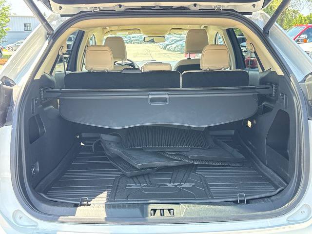Certified 2024 Ford Edge SEL w/ Convenience Package AWD/4WD image 8