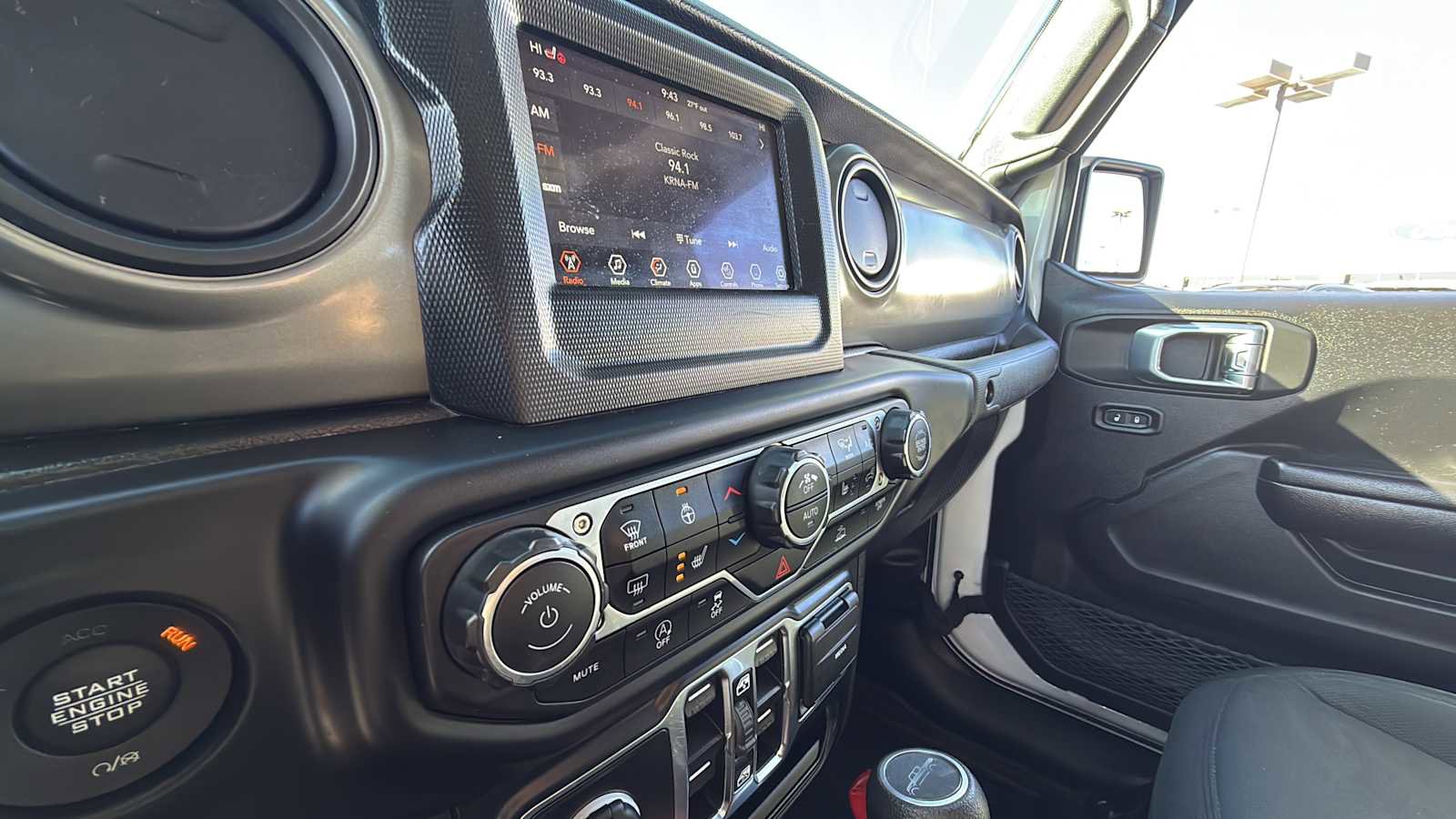 Used 2021 Jeep Gladiator Sport image 19