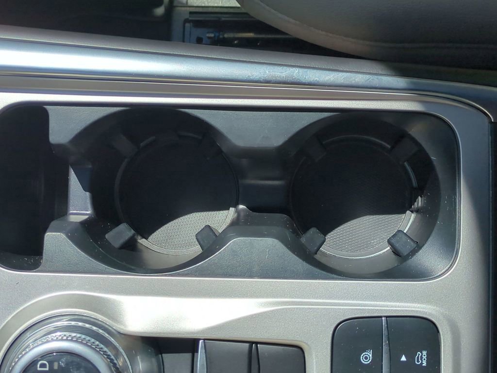 Certified 2021 Ford Explorer Limited w/ Equipment Group 301A image 17