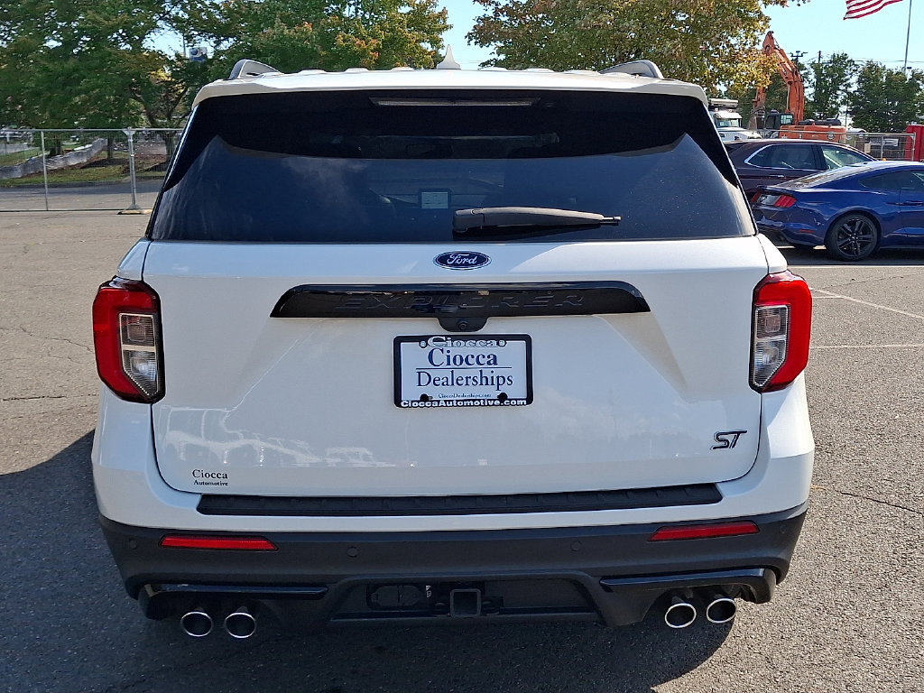 Certified 2023 Ford Explorer ST w/ Equipment Group 401A AWD/4WD image 8