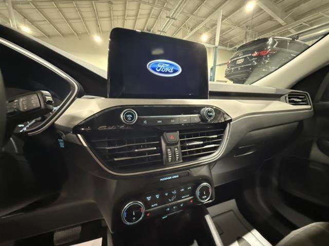 Certified 2022 Ford Escape SE w/ Convenience Package image 15
