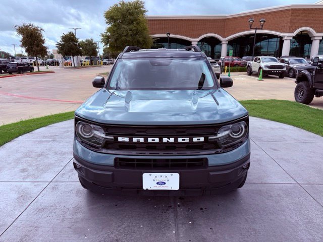 Certified 2022 Ford Bronco Sport Outer Banks w/ Tech Package AWD/4WD image 2