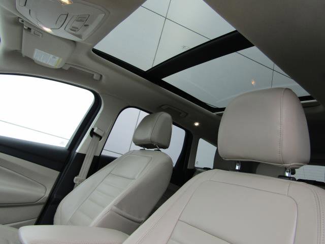 Certified 2017 Ford Escape Titanium w/ Equipment Group 301A image 3