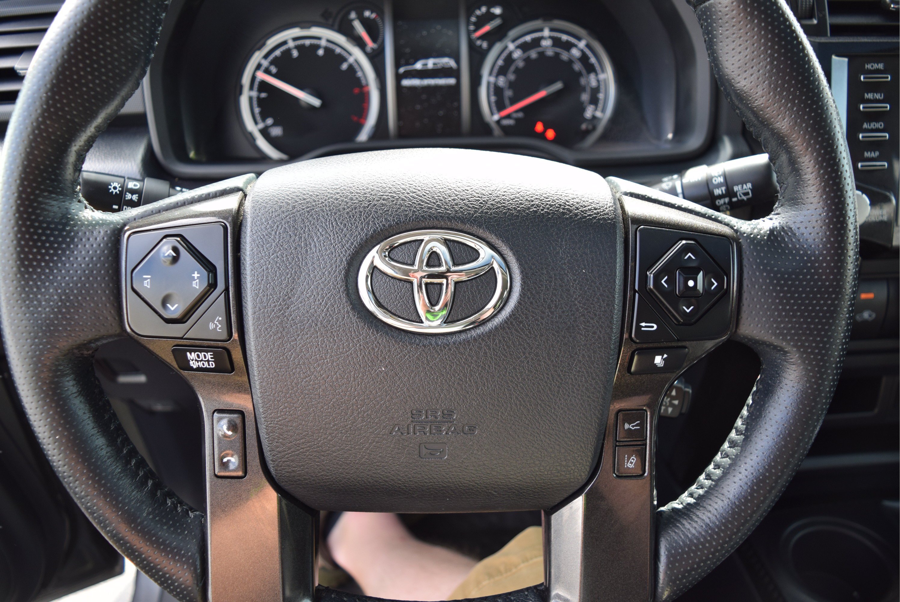 Used 2023 Toyota 4Runner TRD Off-Road Premium w/ Off Road Premium Plus Package AWD/4WD image 14