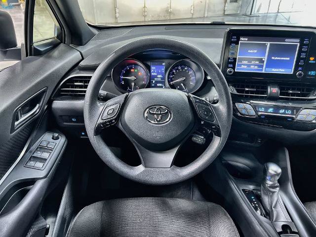 Used 2019 Toyota C-HR LE FWD image 17