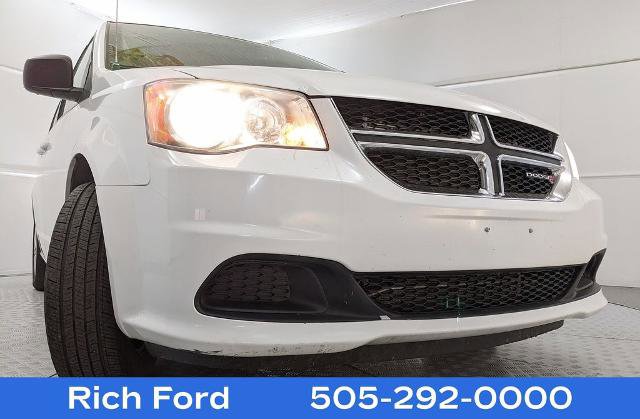 Used 2018 Dodge Grand Caravan SE w/ UConnect Hands-Free Group FWD image 22