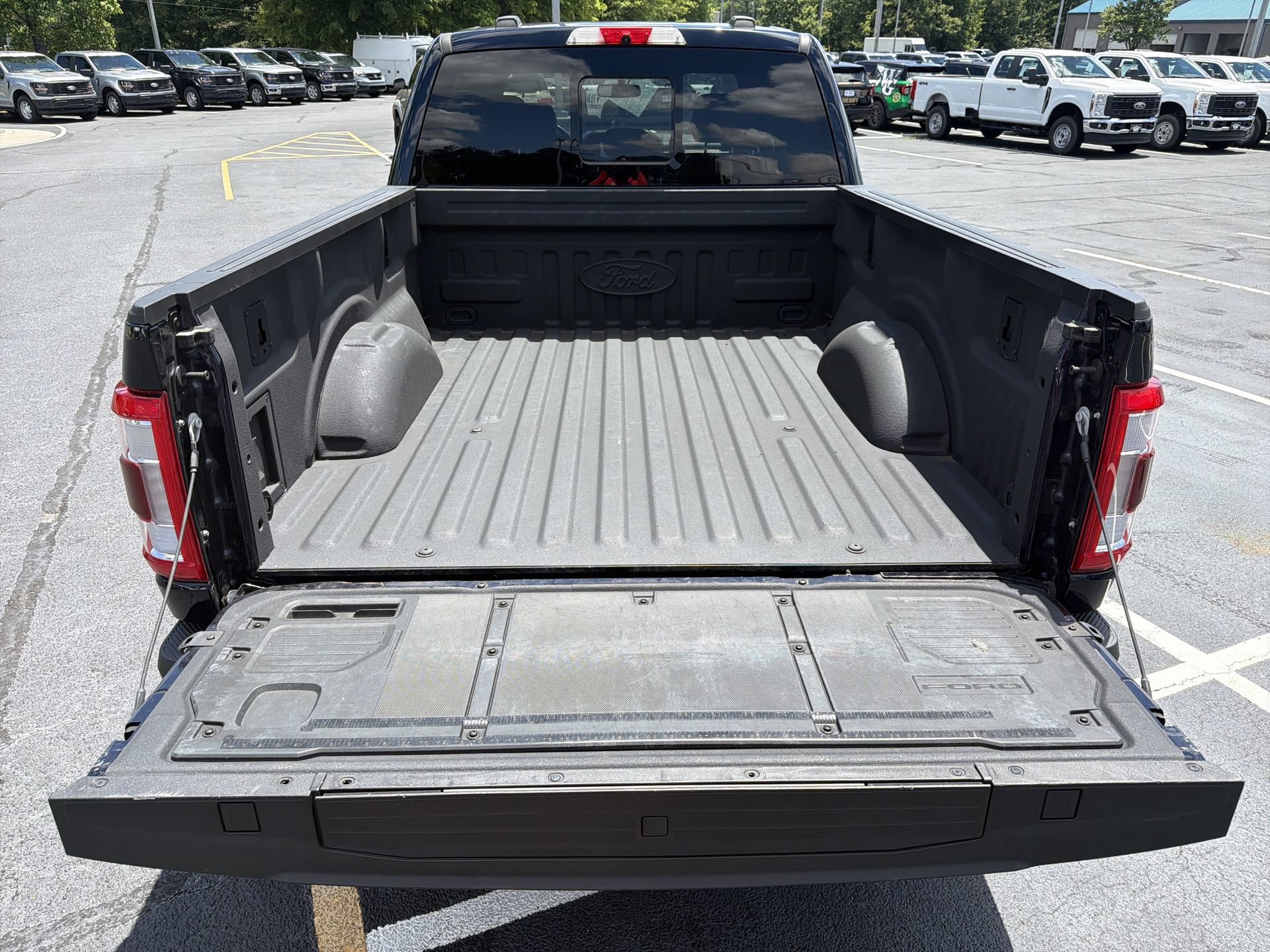 Certified 2021 Ford F150 Platinum w/ Equipment Group 701A High AWD/4WD image 18