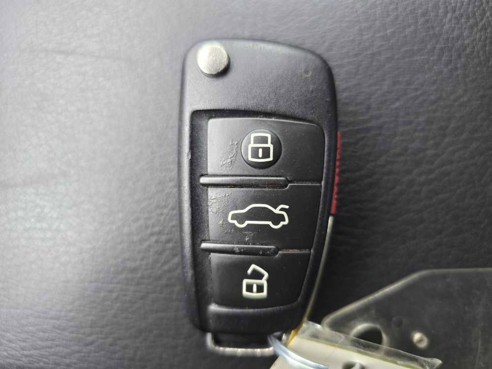 Used 2017 Audi A3 e-tron Premium Plus w/ Technology Package image 21