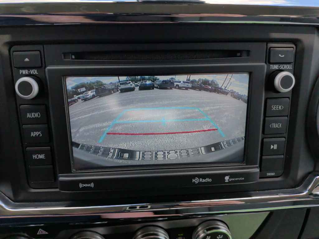 Used 2019 Toyota Tacoma SR5 AWD/4WD image 12