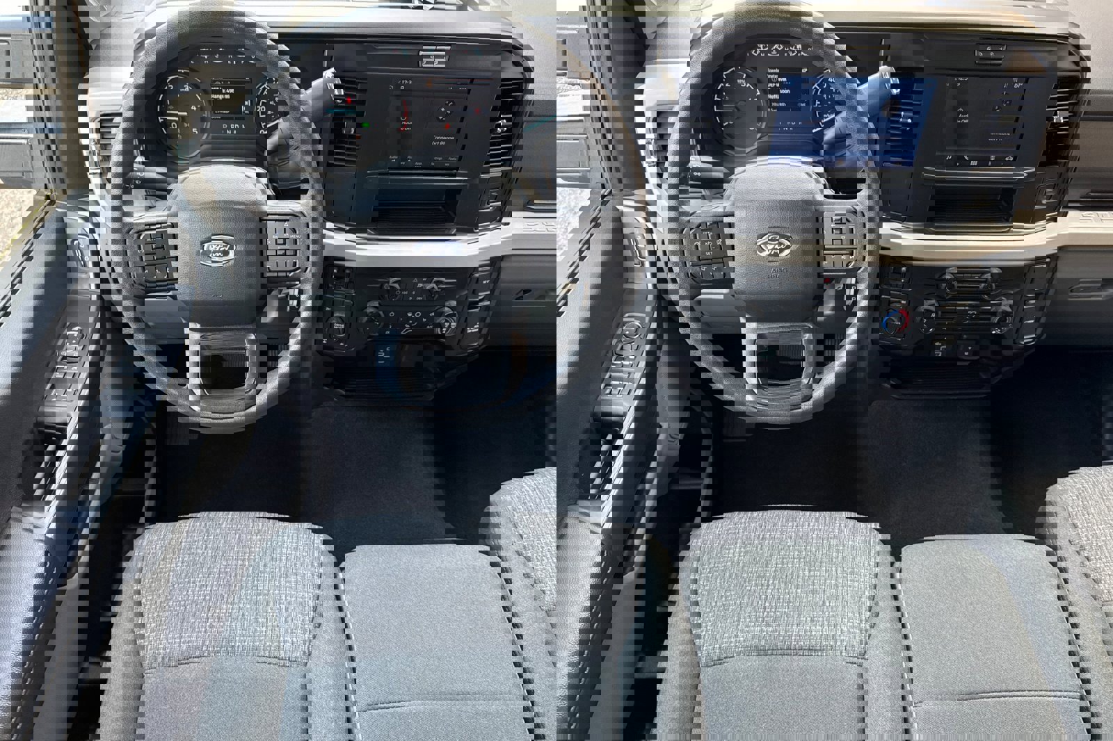 Certified 2025 Ford F250 XLT w/ FX4 Off-Road Package image 15