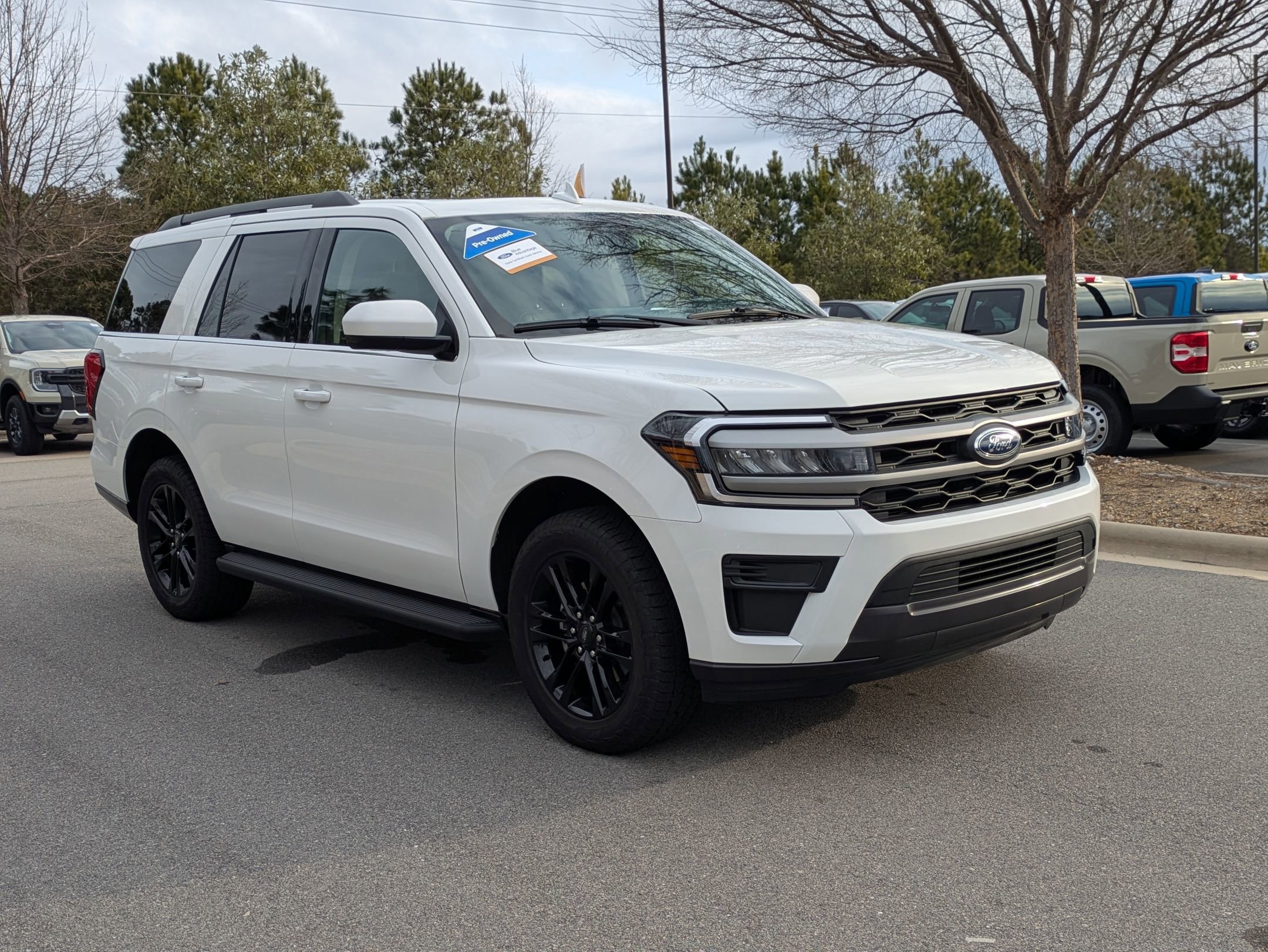 Certified 2024 Ford Expedition XLT image 8