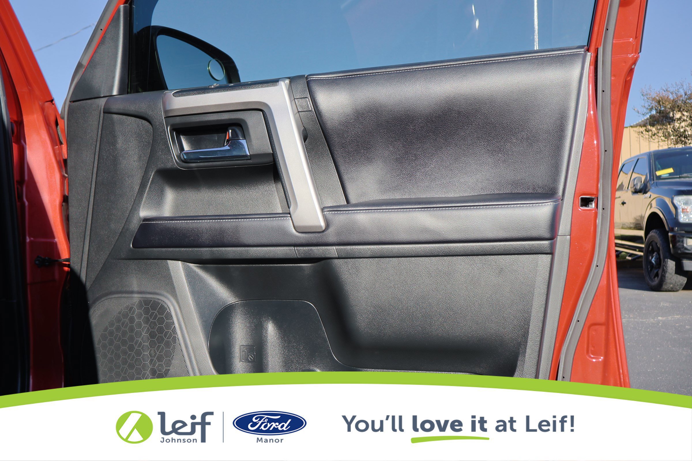 Used 2020 Toyota 4Runner SR5 image 40