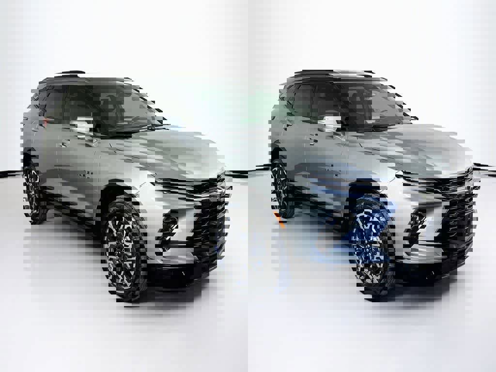 Used 2025 Chevrolet Blazer RS image 7