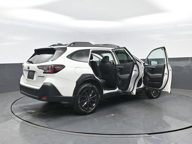 Used 2024 Subaru Outback Onyx Edition AWD/4WD image 27