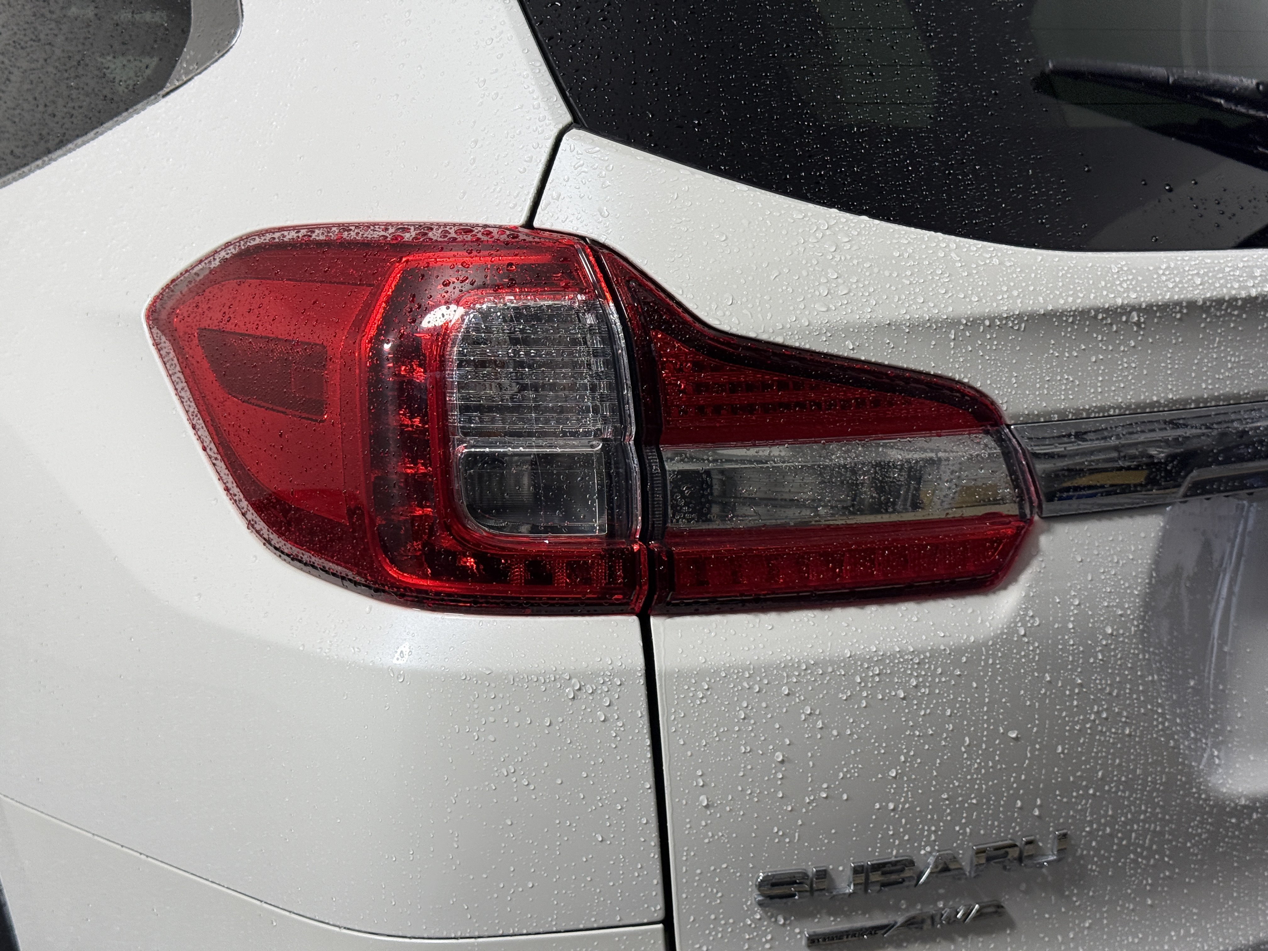 Used 2022 Subaru Ascent Limited w/ Technology Package AWD/4WD image 8