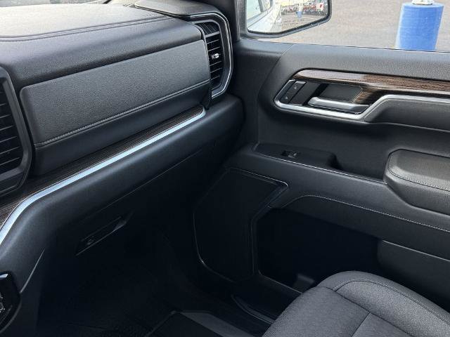 Used 2022 Chevrolet Silverado 1500 RST RWD image 27