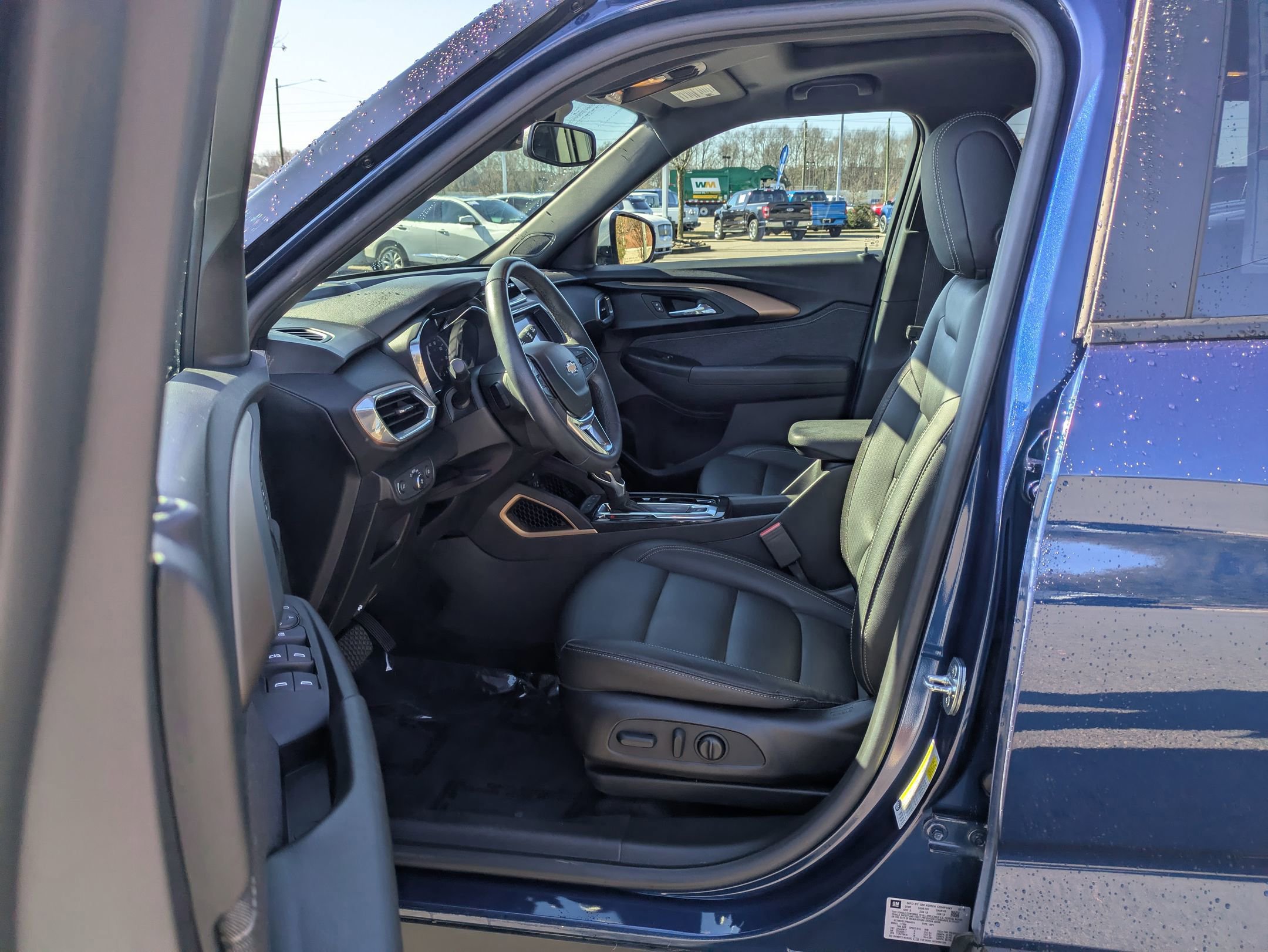 Used 2023 Chevrolet TrailBlazer ACTIV w/ Sun and Liftgate Package image 16