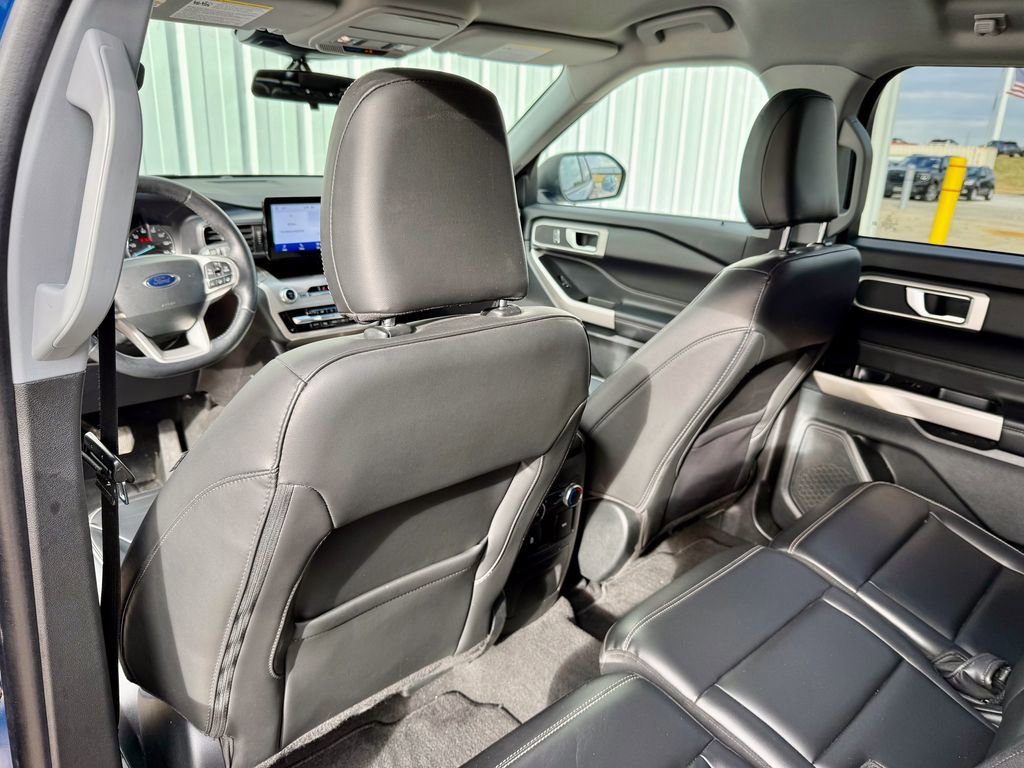 Certified 2023 Ford Explorer XLT w/ Equipment Group 202A image 14