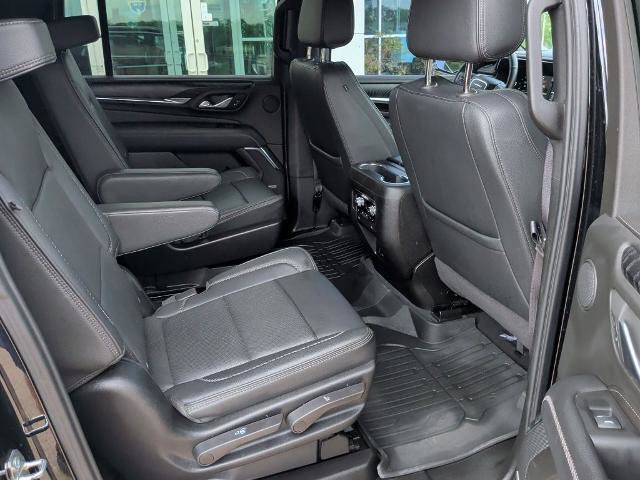 Used 2024 GMC Yukon XL Denali RWD image 18