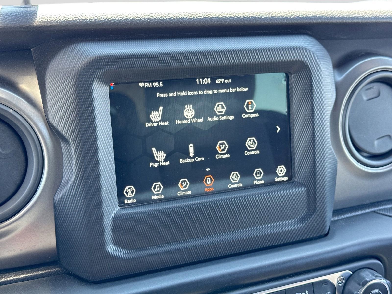 Used 2022 Jeep Wrangler Sport AWD/4WD image 33