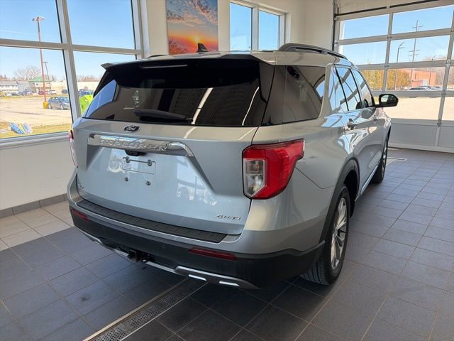 Certified 2023 Ford Explorer XLT w/ Equipment Group 202A image 5