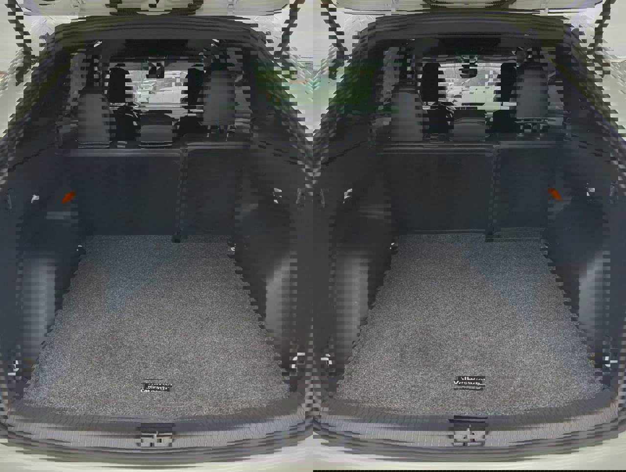 Used 2020 Volkswagen Atlas Cross Sport SEL R-Line image 11