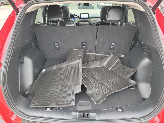 Certified 2020 Ford Escape Titanium FWD image 30