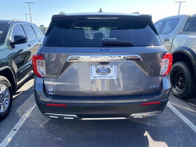 Certified 2023 Ford Explorer XLT w/ Equipment Group 202A AWD/4WD image 6