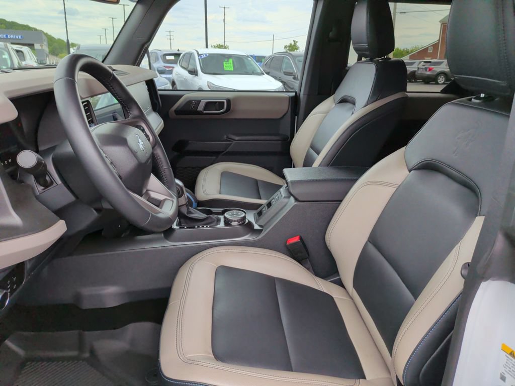 Certified 2024 Ford Bronco Wildtrak AWD/4WD image 4