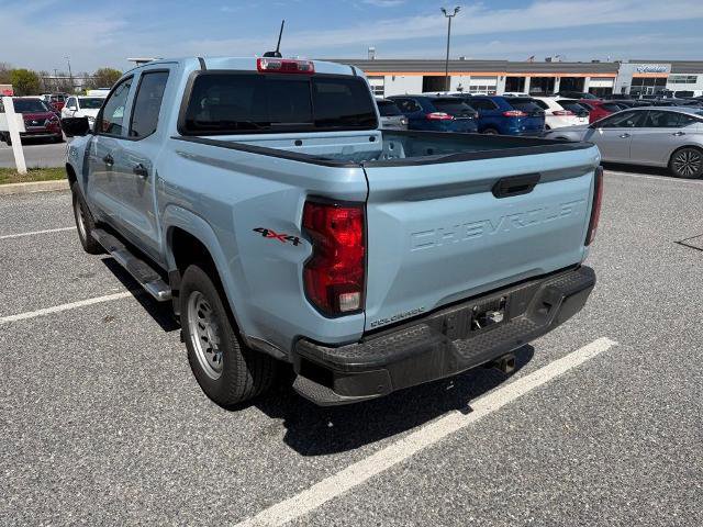 Used 2025 Chevrolet Colorado W/T w/ Advanced Trailering Package AWD/4WD image 3