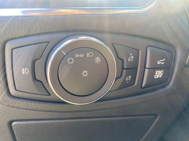 Certified 2022 Ford Edge ST w/ Equipment Group 401A image 18