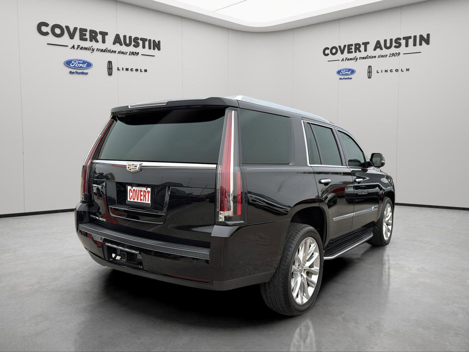 Used 2019 Cadillac Escalade Luxury image 5