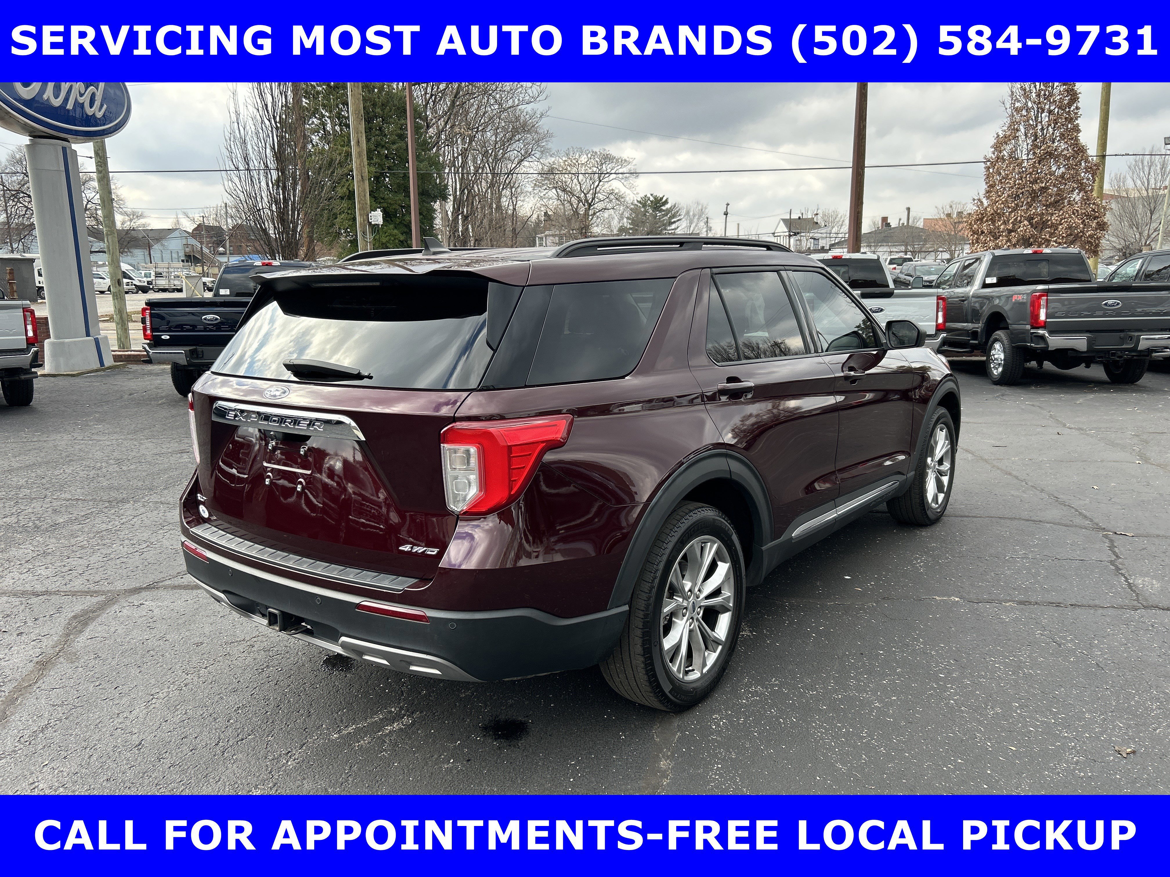 Certified 2022 Ford Explorer XLT w/ Equipment Group 202A image 5