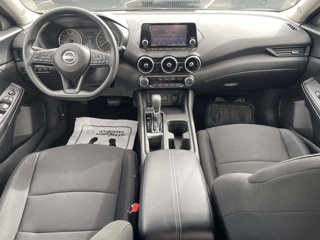 Used 2025 Nissan Sentra S FWD image 10