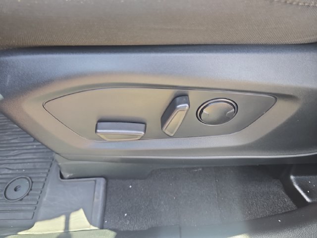 Certified 2024 Ford Explorer XLT AWD/4WD image 9